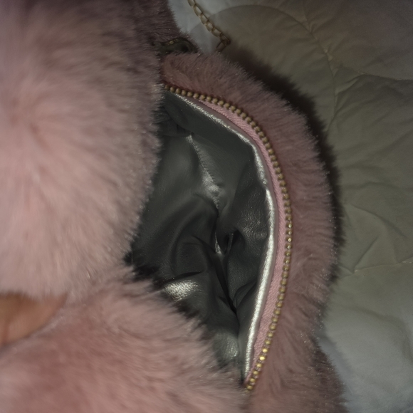 Heart shaped plush bag‎ - Picture 7 of 8